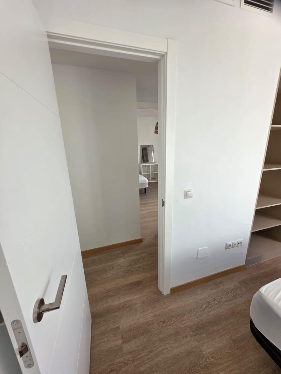 4 soverom Leilighet til leie i La Cala del Moral med svømmebasseng - € 1 600 (Ref: 9543818)