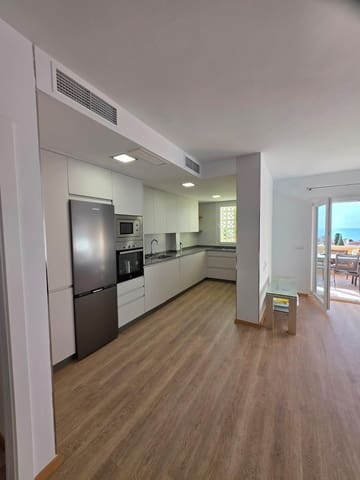 4 quarto Apartamento para arrendar em La Cala del Moral, Rincón de la Victoria com piscina - 1 600 € (Ref: 9543818)
