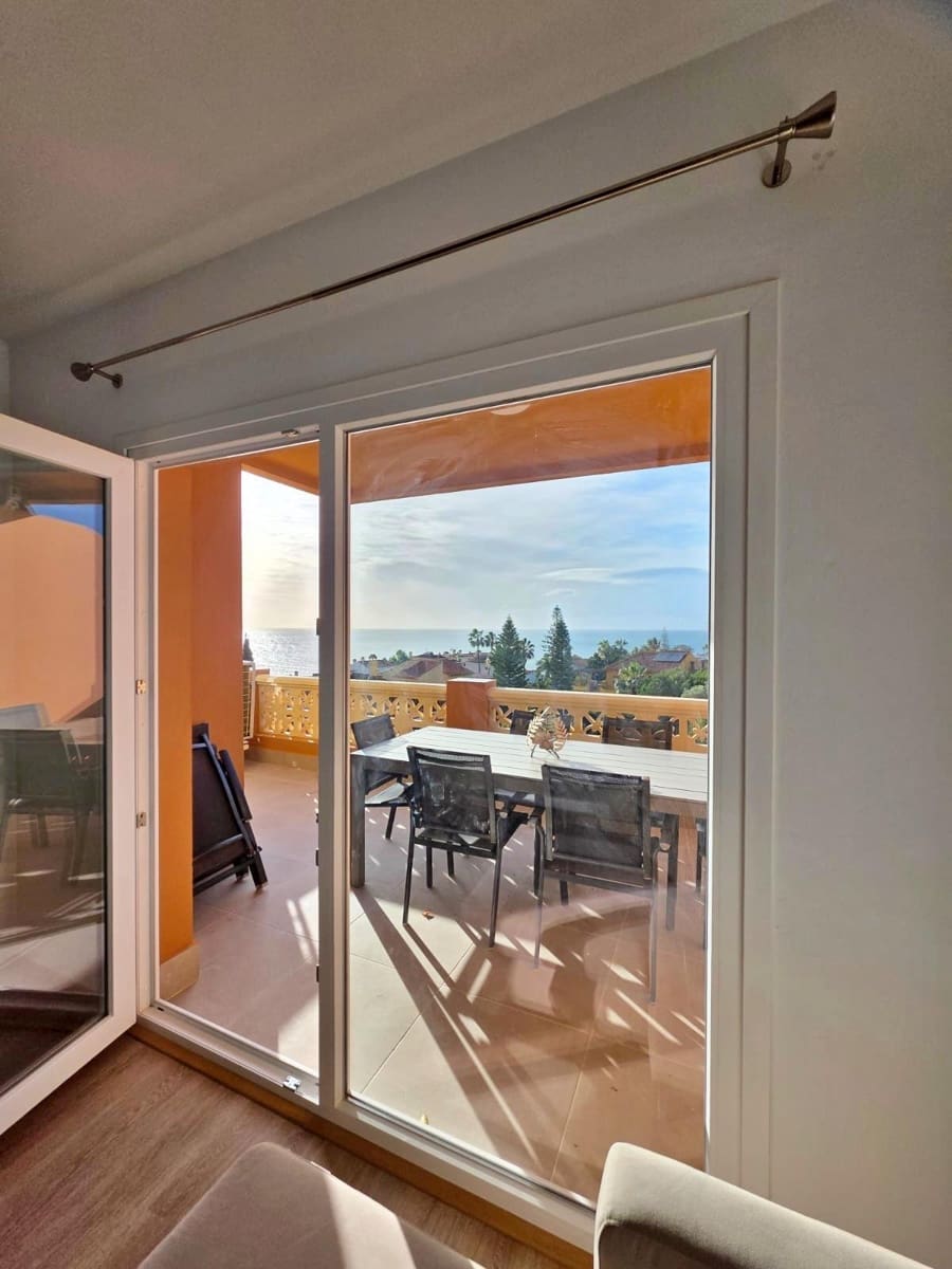 4 soverom Leilighet til leie i La Cala del Moral med svømmebasseng - € 1 600 (Ref: 9543818)