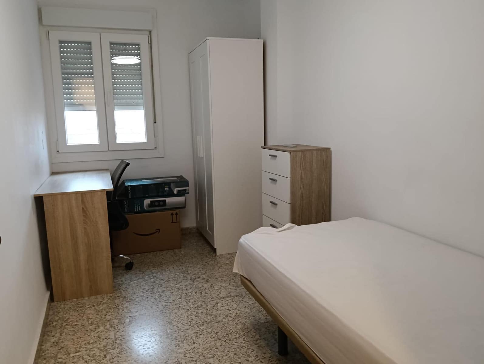 3 soveværelse Lejlighed til leje i Malaga by - € 1.300 (Ref: 9548413)