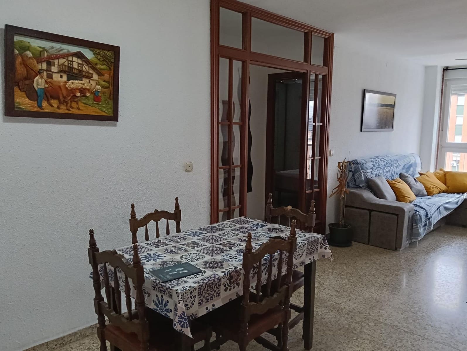 3 bedroom Flat for rent in Malaga city - € 1,300 (Ref: 9548413)