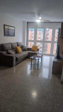 3 soveværelse Lejlighed til leje i La Paz, Málaga by - € 1.300 (Ref: 9548413)