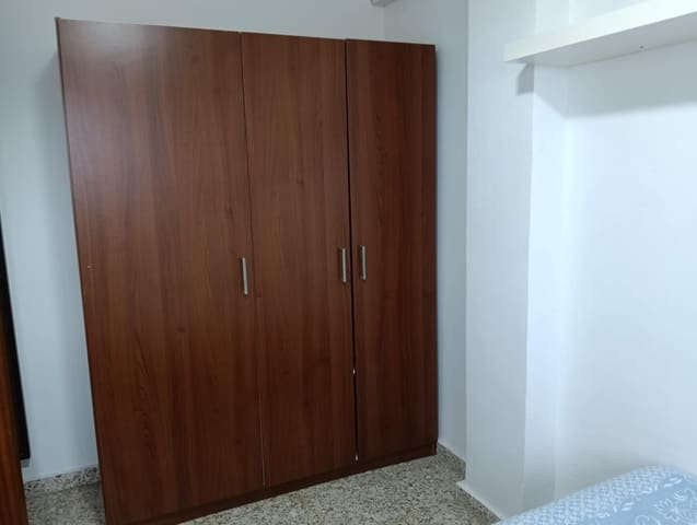 3 soveværelse Lejlighed til leje i La Paz, Málaga by - € 1.300 (Ref: 9548413)