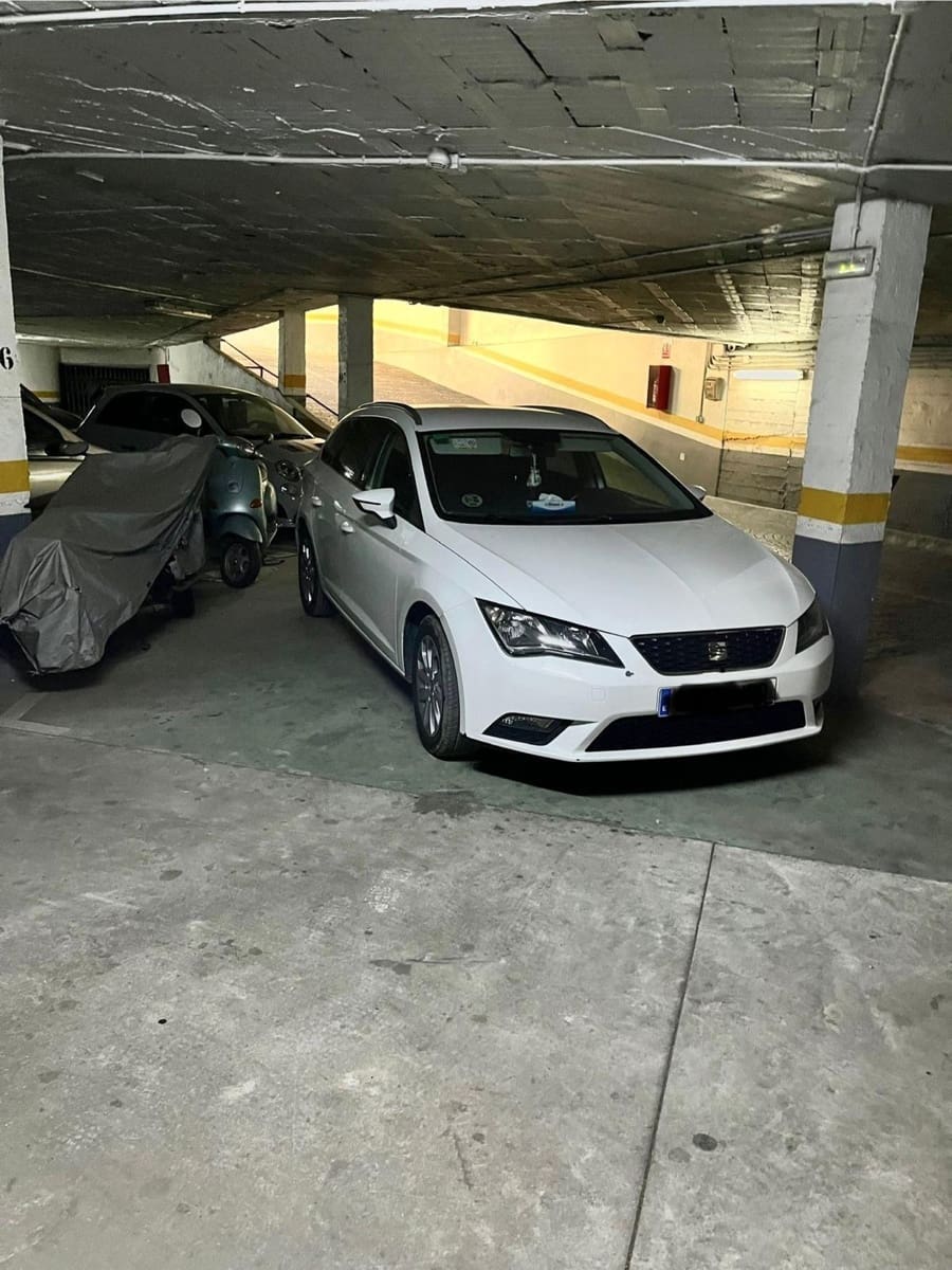 3 sovrum Lägenhet till salu i Malaga stad med garage - 310 000 € (Ref: 9574790)