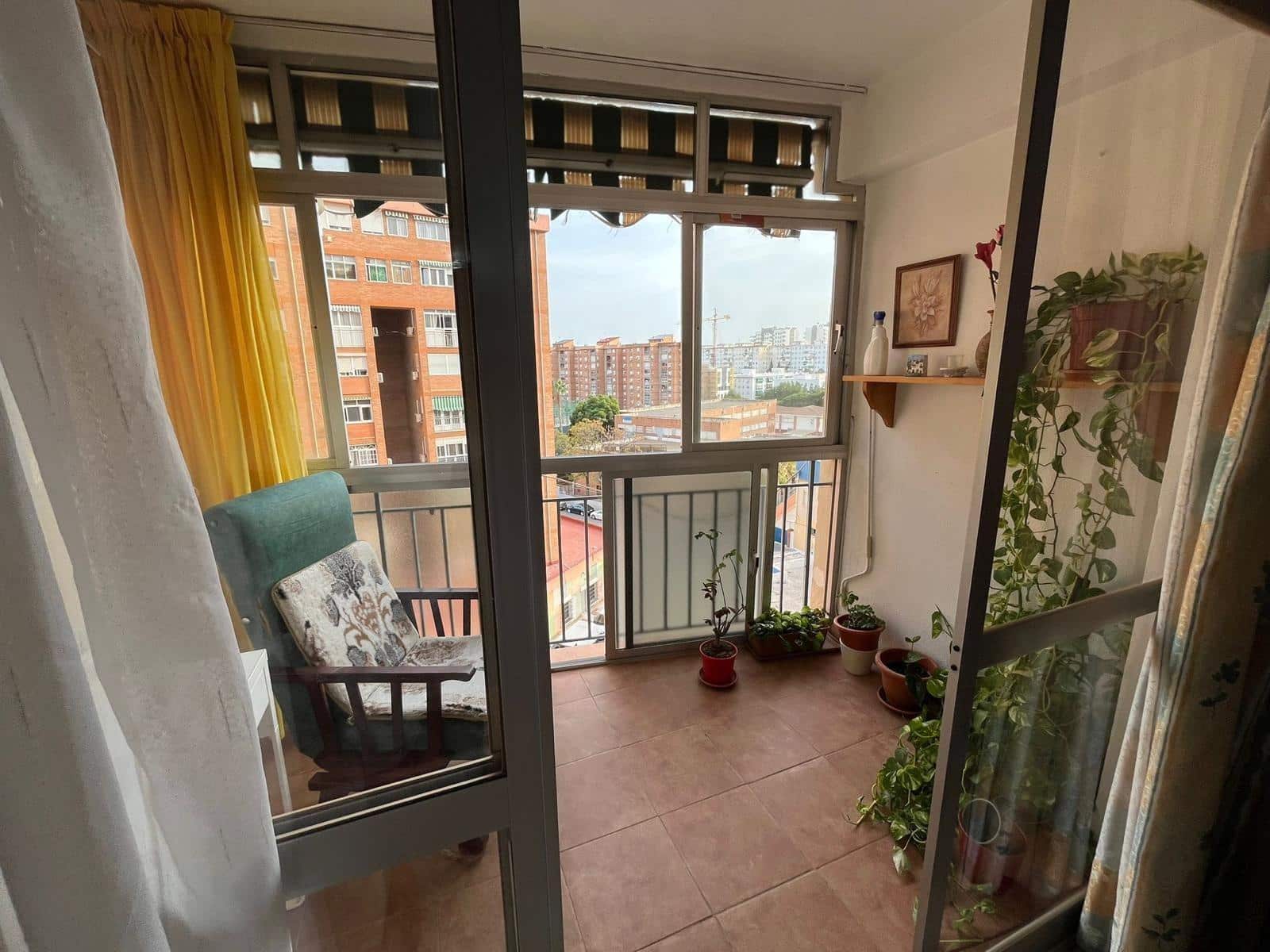 3 sovrum Lägenhet till salu i Malaga stad med garage - 310 000 € (Ref: 9574790)