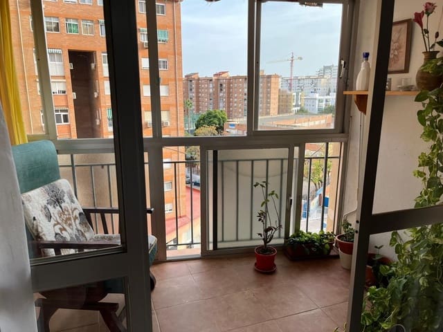 3 chambre Appartement à vendre à El Torcal, Malaga ville avec garage - 310 000 € (Ref: 9574790)