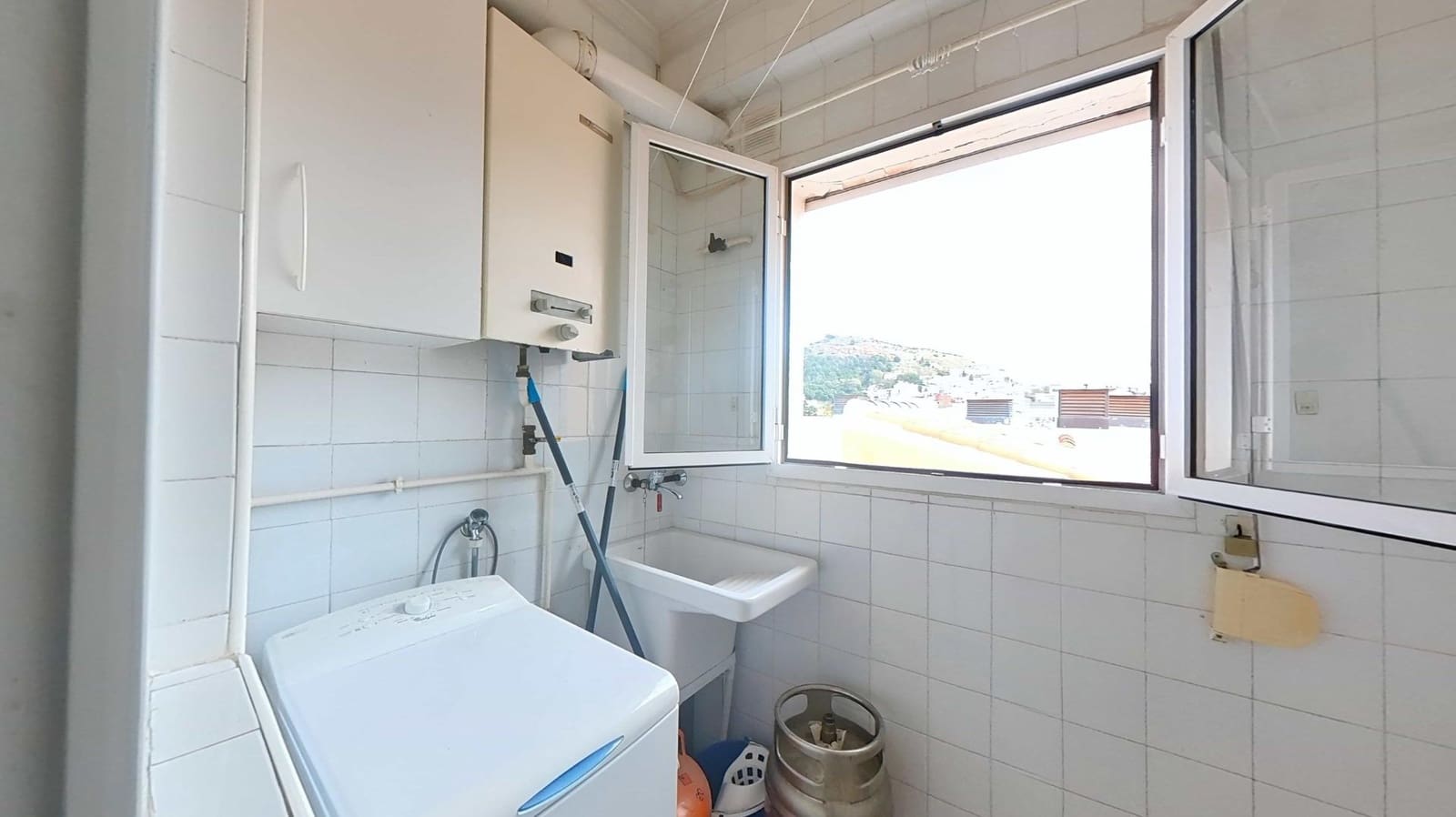 3 sypialnia Mieszkanie na sprzedaż w Miasto Malaga - 312 000 € (Ref: 9586715)