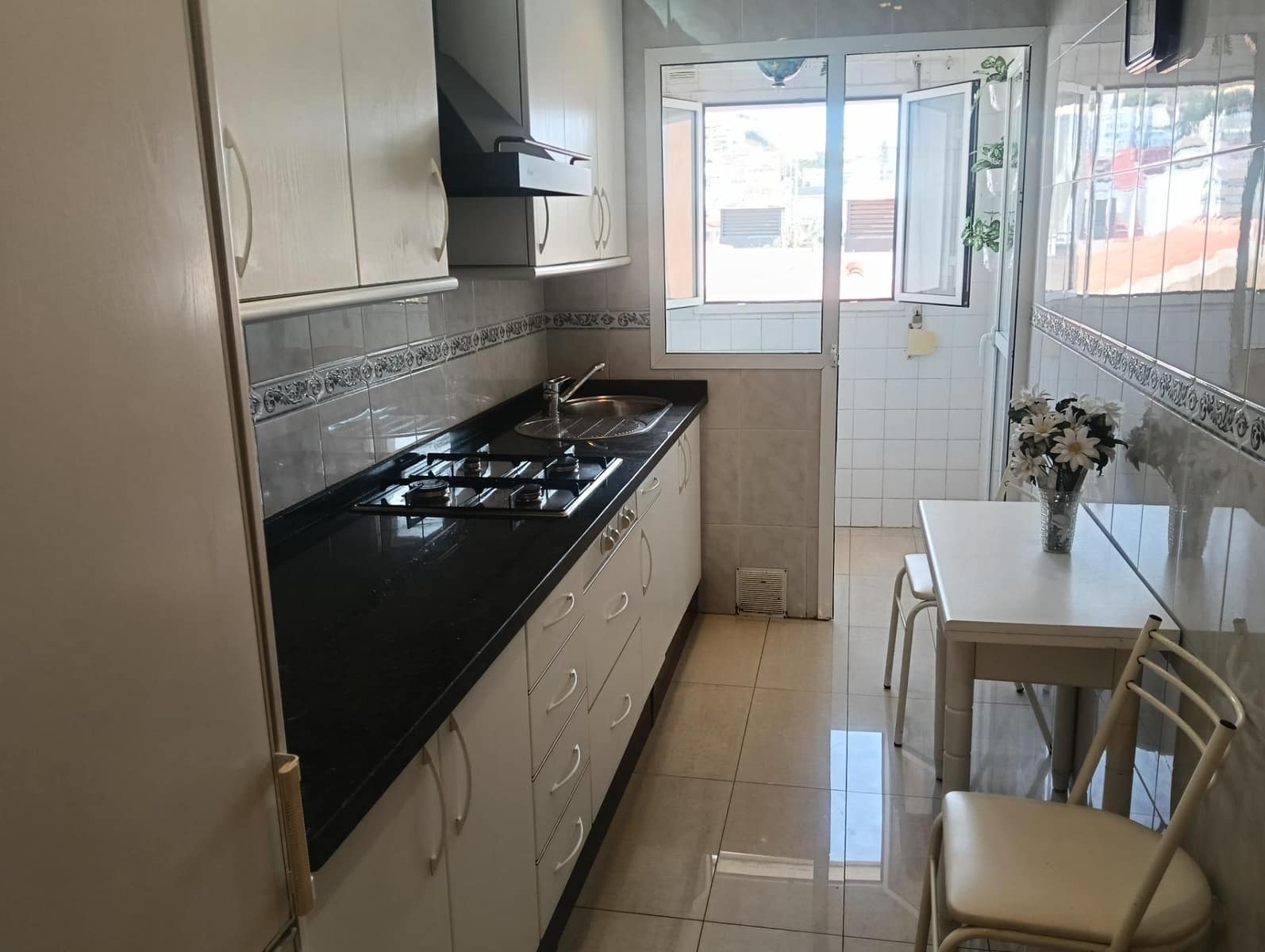 3 sypialnia Mieszkanie na sprzedaż w Miasto Malaga - 312 000 € (Ref: 9586715)