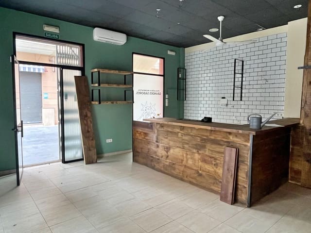 Commerciale da affittare in Perchel Sur, Malaga città - 950 € (Rif: 9596374)
