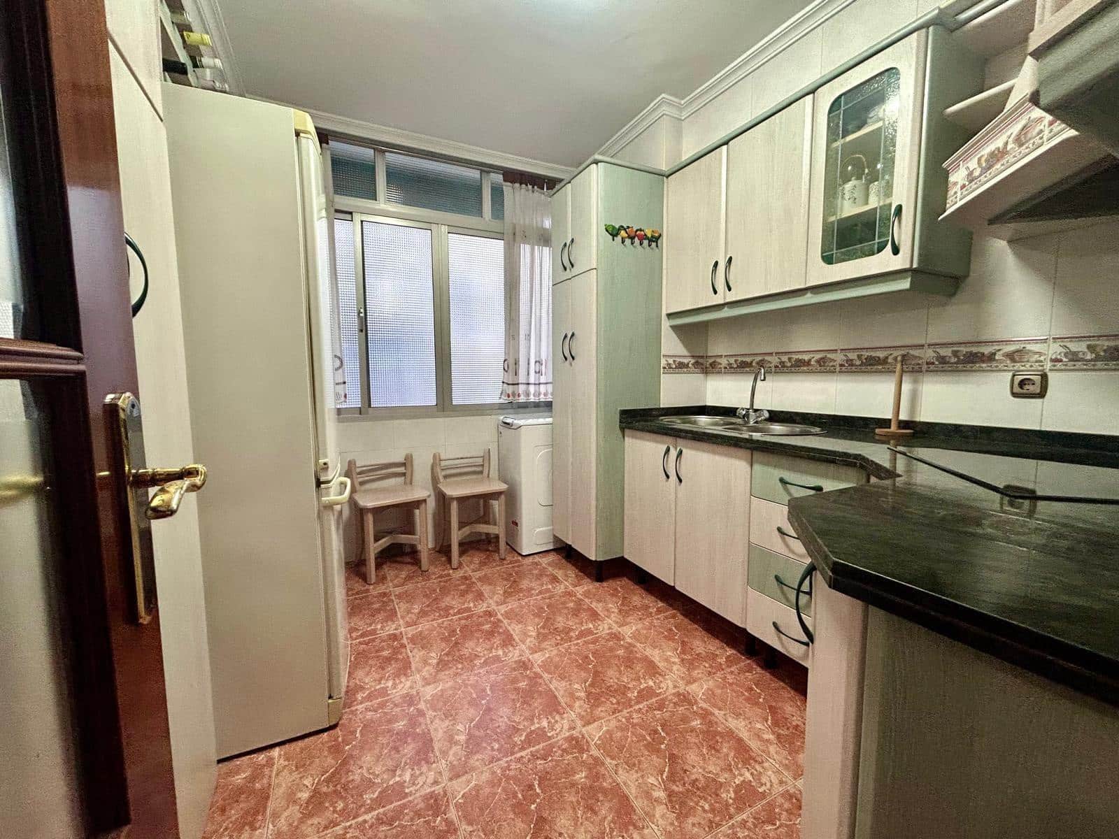 Piso de 3 habitaciones en Málaga ciudad en venta - 320.000 € (Ref: 9599678)