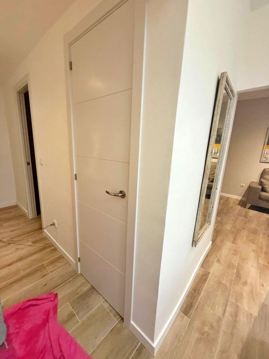 3 Zimmer Wohnung zu verkaufen in Malaga Stadt - 325.000 € (Ref: 9605172)