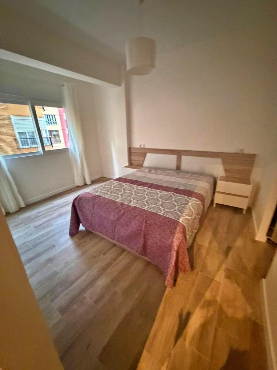3 Zimmer Wohnung zu verkaufen in Malaga Stadt - 325.000 € (Ref: 9605172)