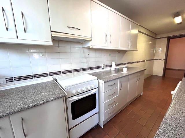 3 sovrum Lägenhet till salu i El Palo, Málaga stad med garage - 732 000 € (Ref: 9611405)