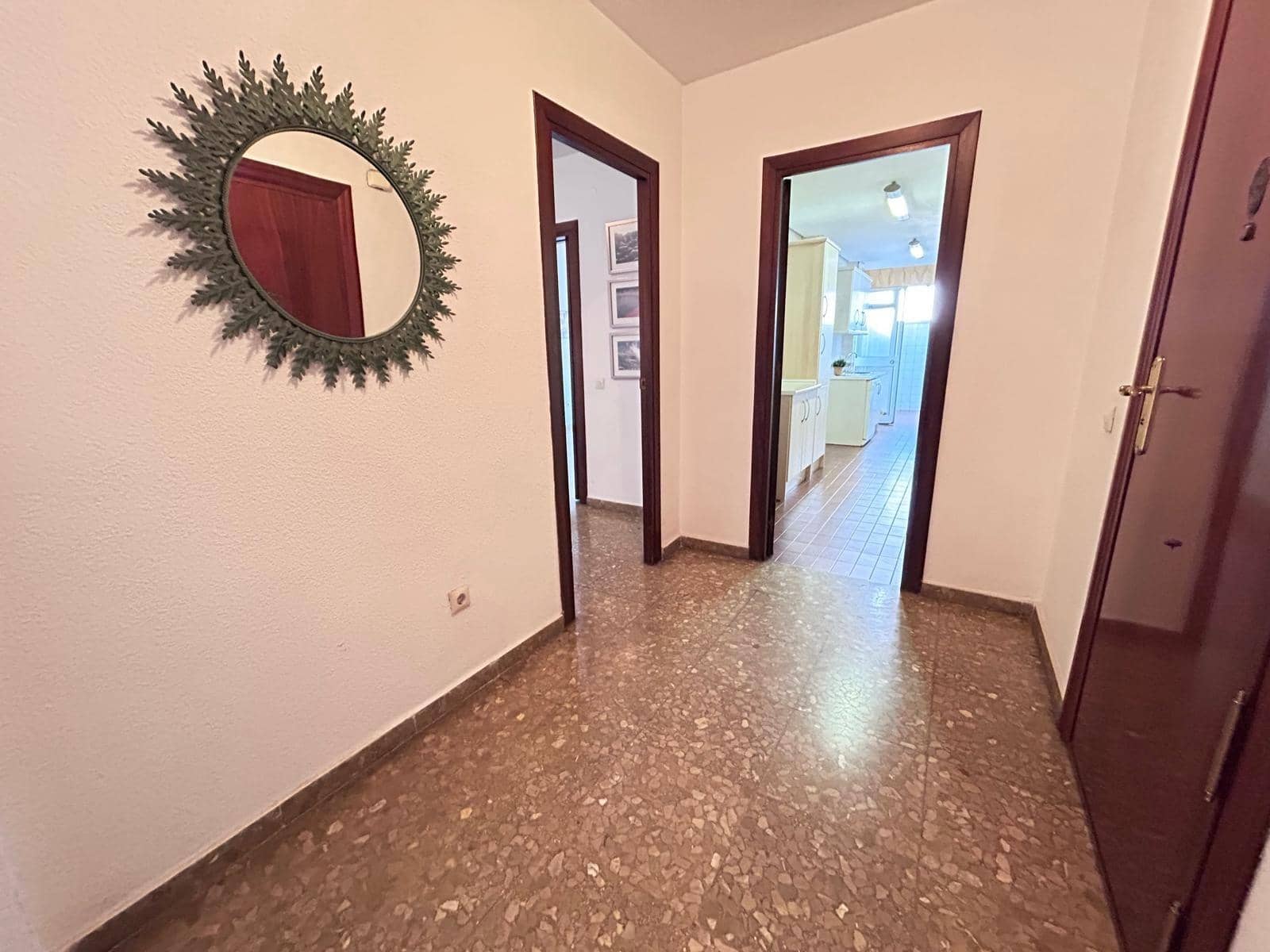 3 slaapkamer Flat te koop in Malaga stad met garage - € 732.000 (Ref: 9611405)