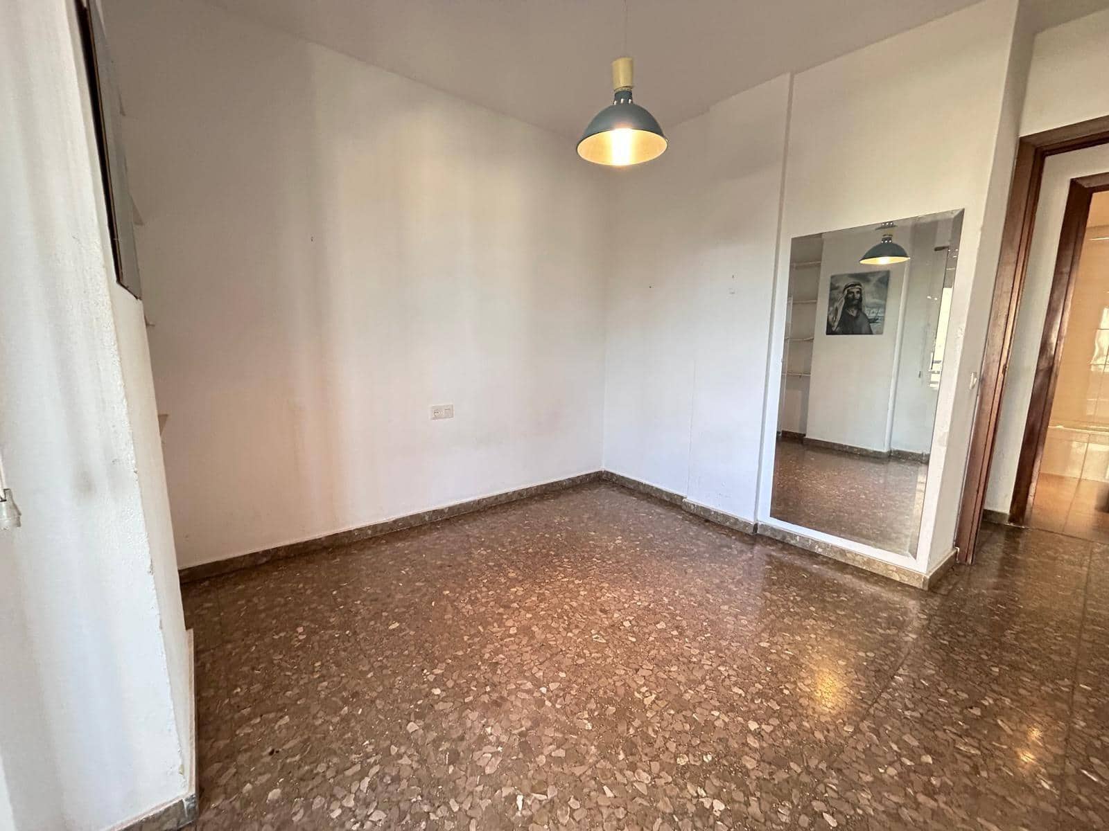 3 slaapkamer Flat te koop in Malaga stad met garage - € 732.000 (Ref: 9611405)