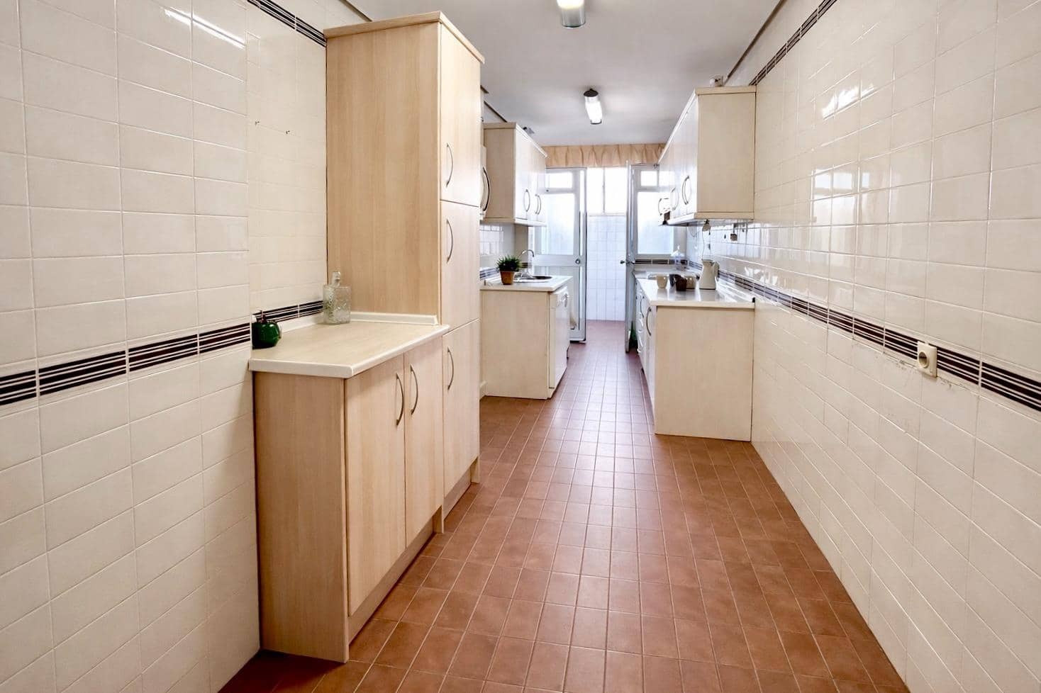 3 bedroom Flat for sale in Malaga city with garage - € 732,000 (Ref: 9611405)