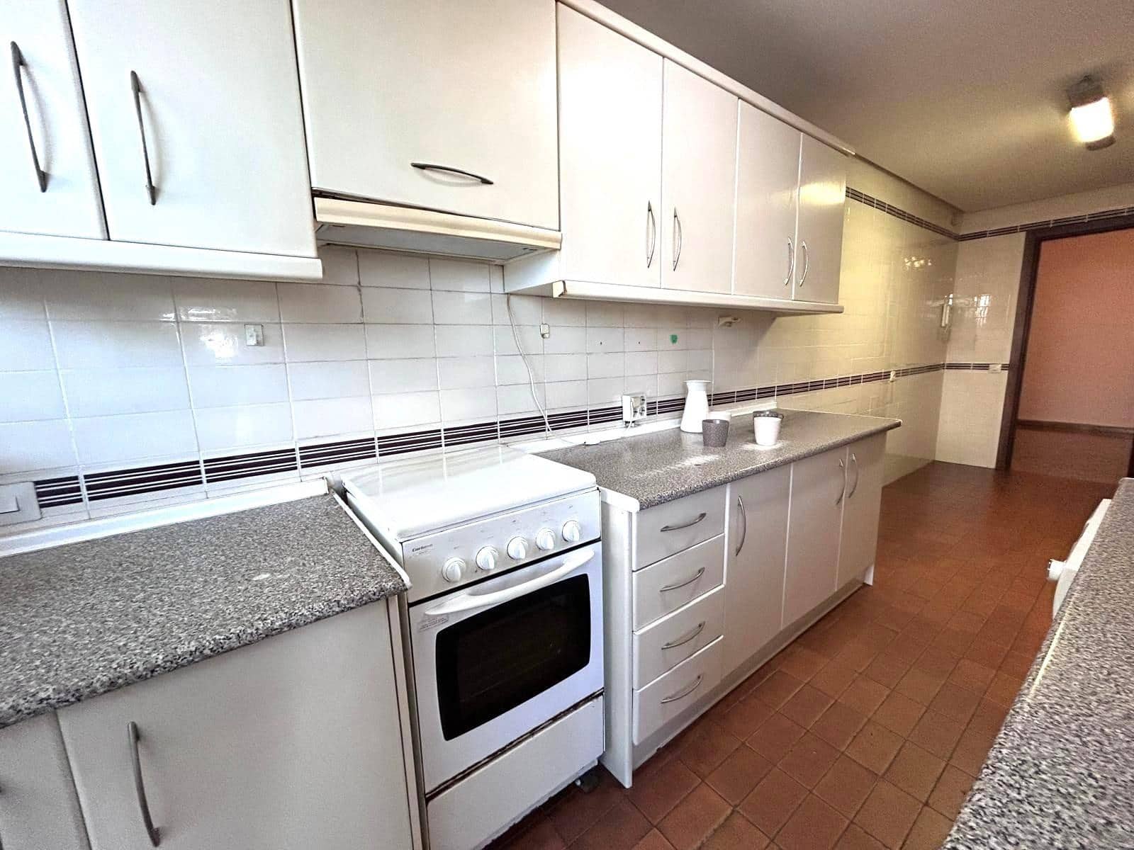 3 bedroom Flat for sale in Malaga city with garage - € 732,000 (Ref: 9611405)