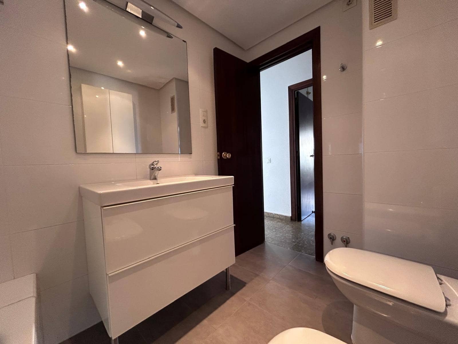 3 bedroom Flat for sale in Malaga city with garage - € 732,000 (Ref: 9611405)