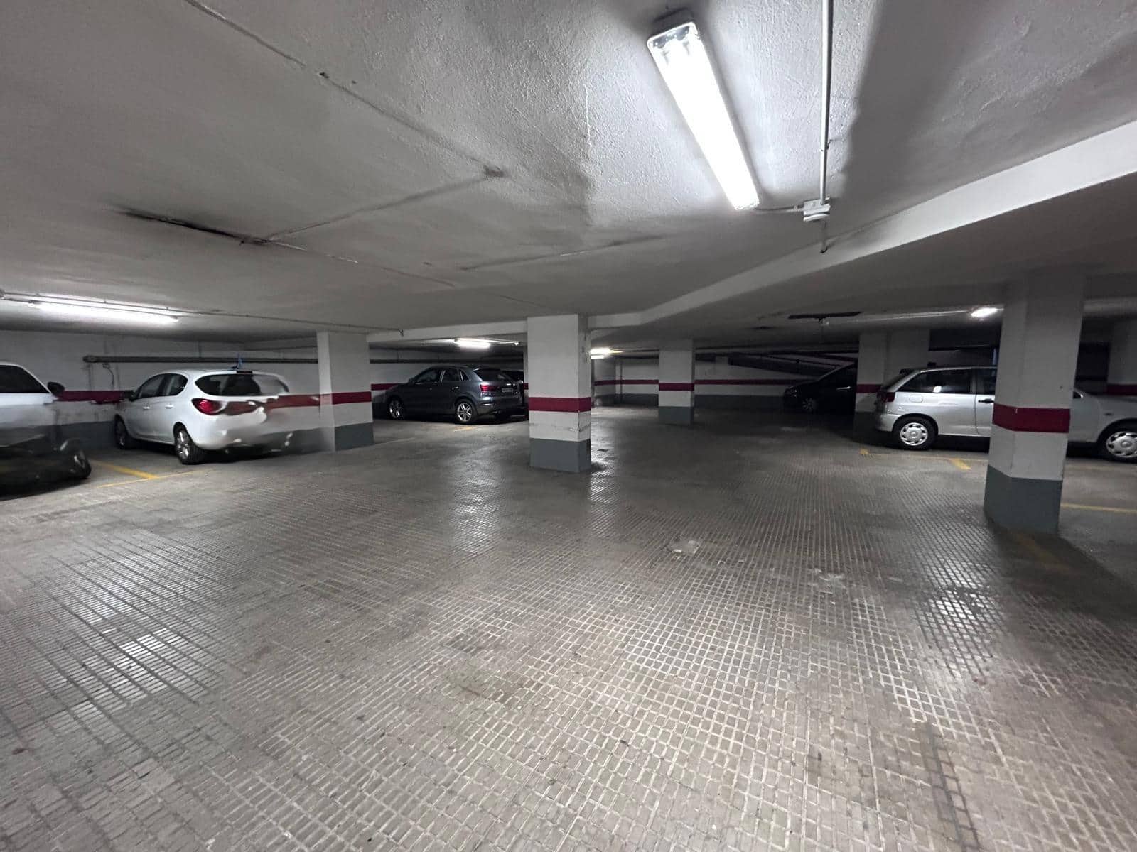 3 bedroom Flat for sale in Malaga city with garage - € 732,000 (Ref: 9611405)