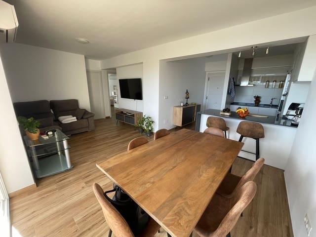 Apartamento de 2 habitaciones en Benalmadena Costa, Benalmádena en venta con garaje - 450.000 € (Ref: 9616045)