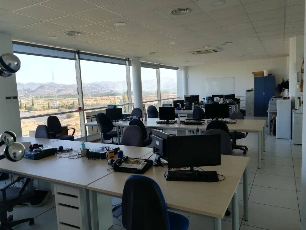 Oficina en Málaga ciudad en venta con garaje - 295.000 € (Ref: 9634496)