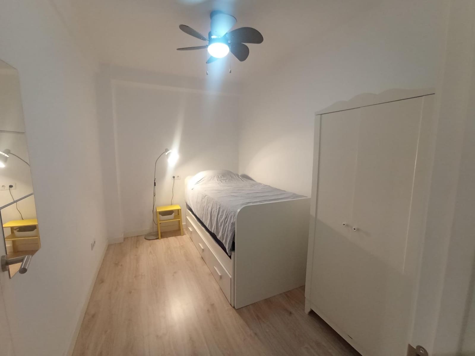 2 soverom Leilighet til leie i Malaga by - € 1 300 (Ref: 9634500)