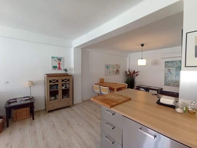 2 soverom Leilighet til leie i Málaga by - € 1 300 (Ref: 9634500)