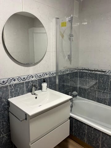 4 makuuhuone Asunto myytävänä paikassa Carretera de Cadiz, Málaga kaupunki mukana 
autotalli - 450 000 € (Ref: 9648368)