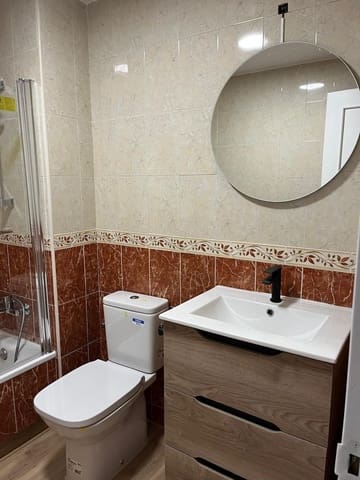 4 makuuhuone Asunto myytävänä paikassa Carretera de Cadiz, Málaga kaupunki mukana 
autotalli - 450 000 € (Ref: 9648368)