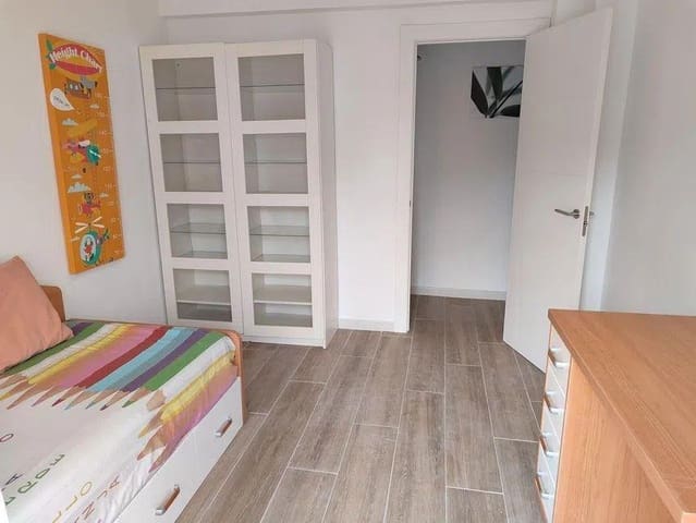 3 quarto Apartamento para venda em Los Boliches , Fuengirola - 330 000 € (Ref: 9652185)