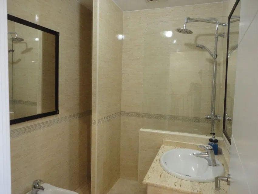 4 Zimmer Villa zu verkaufen in Malaga Stadt mit Pool Garage - 575.000 € (Ref: 9652186)