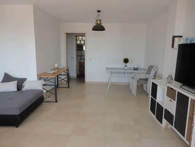 4 Zimmer Villa zu verkaufen in Málaga Stadt mit Pool Garage - 575.000 € (Ref: 9652186)