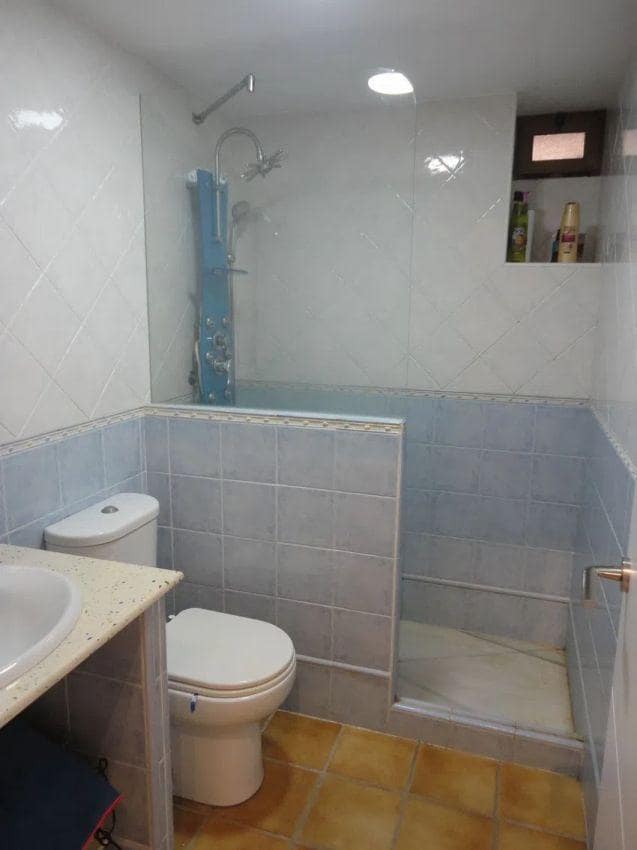 4 Zimmer Villa zu verkaufen in Malaga Stadt mit Pool Garage - 575.000 € (Ref: 9652186)