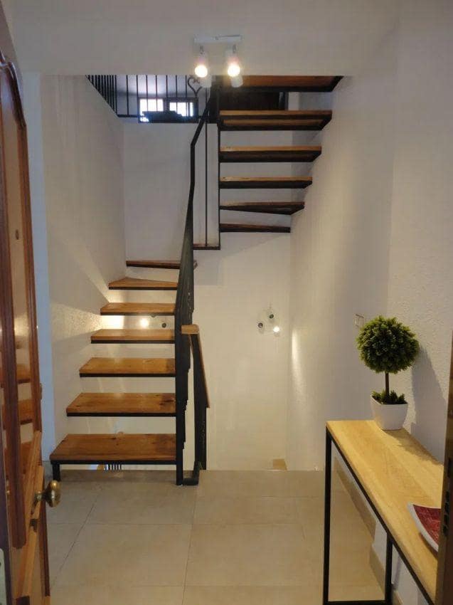 4 Zimmer Villa zu verkaufen in Malaga Stadt mit Pool Garage - 575.000 € (Ref: 9652186)