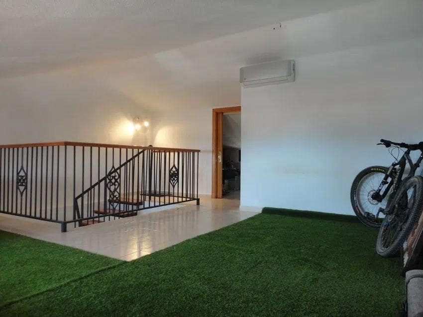 4 Zimmer Villa zu verkaufen in Malaga Stadt mit Pool Garage - 575.000 € (Ref: 9652186)
