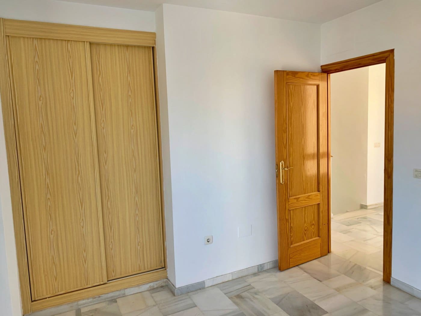 3 chambre Villa/Maison à vendre à Rincon de la Victoria avec piscine garage - 419 000 € (Ref: 9659584)