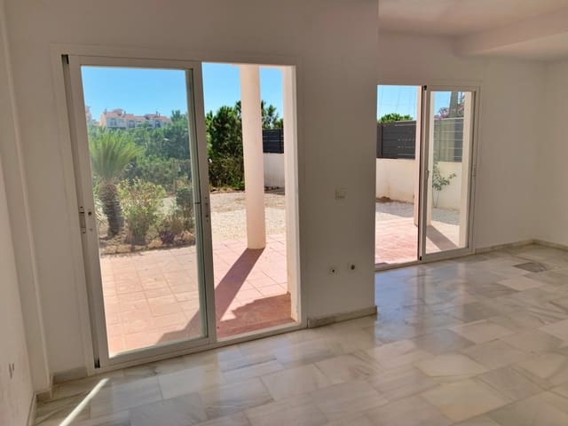 3 chambre Villa/Maison à vendre à Rincón de la Victoria avec piscine garage - 419 000 € (Ref: 9659584)