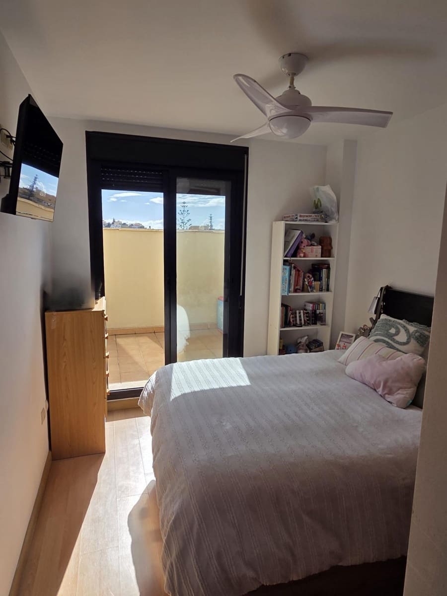 1 slaapkamer Flat te koop in Malaga stad - € 325.000 (Ref: 9666742)