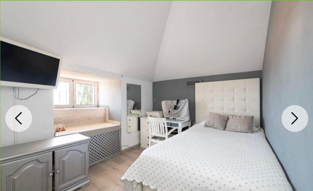 5 bedroom Villa for sale in La Cala del Moral - € 1,350,000 (Ref: 9674443)