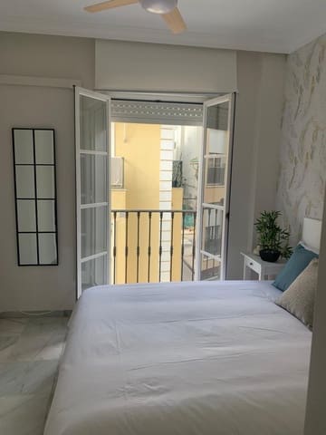 1 slaapkamer Flat te koop in Málaga stad - € 260.000 (Ref: 9690957)