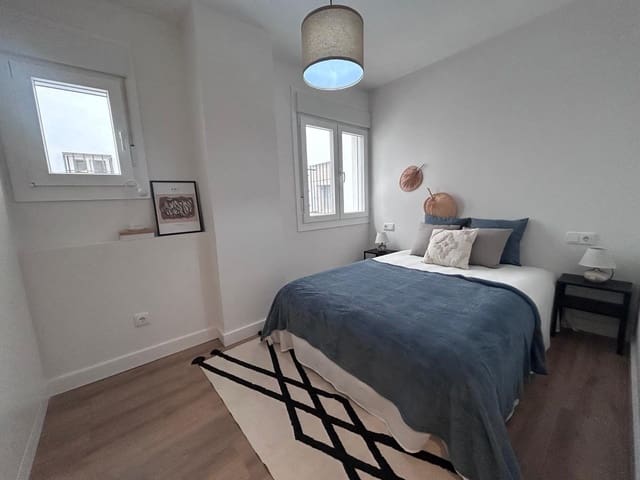 3 soveværelse Lejlighed til salg i La Victoria, Málaga by - € 450.000 (Ref: 9698914)