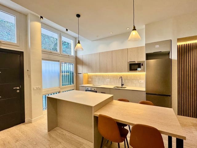 3 slaapkamer Appartement te koop in Málaga stad - € 450.000 (Ref: 9702091)