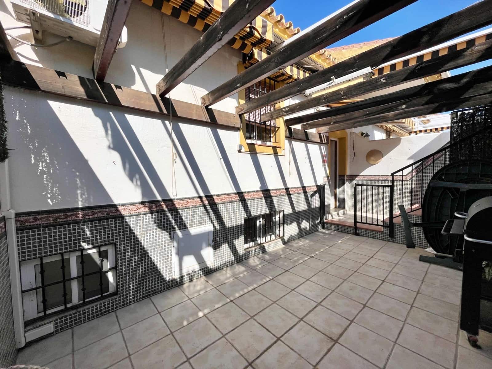 3 Zimmer Reihenhaus zu verkaufen in Torre de Benagalbon - 329.000 € (Ref: 9712149)