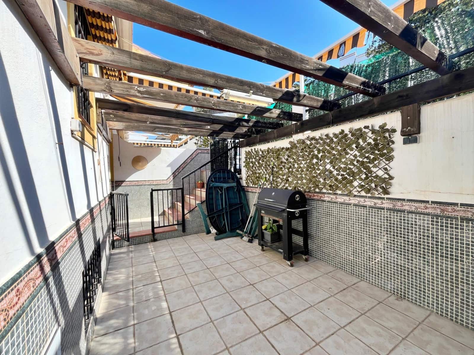 3 Zimmer Reihenhaus zu verkaufen in Torre de Benagalbon - 329.000 € (Ref: 9712149)