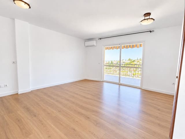 3 Zimmer Reihenhaus zu verkaufen in Torre de Benagalbon, Rincón de la Victoria mit Garage - 329.000 € (Ref: 9712149)