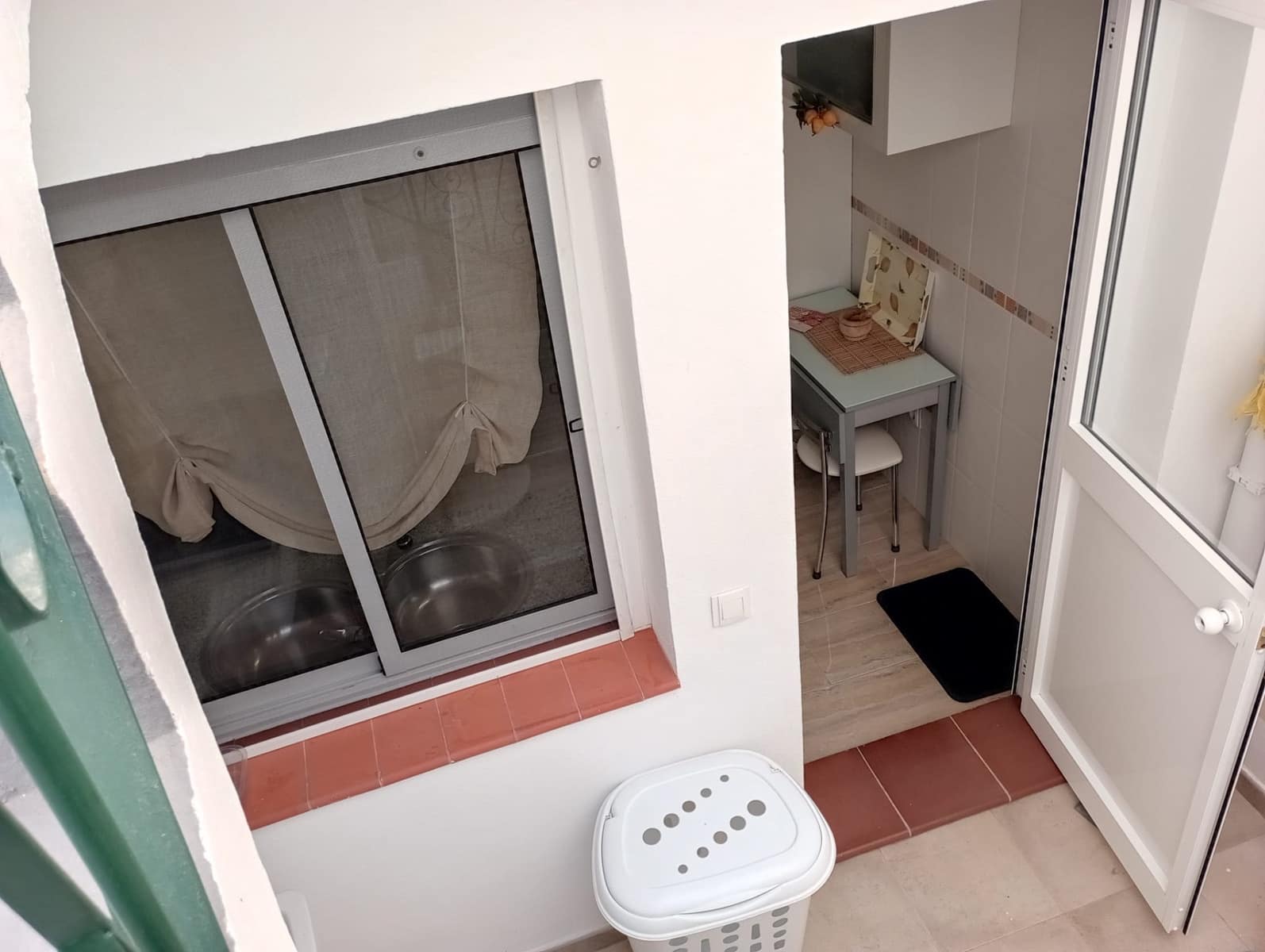 1 sypialnia Bungalow do wynajęcia w Miasto Malaga - 870 € (Ref: 9712150)