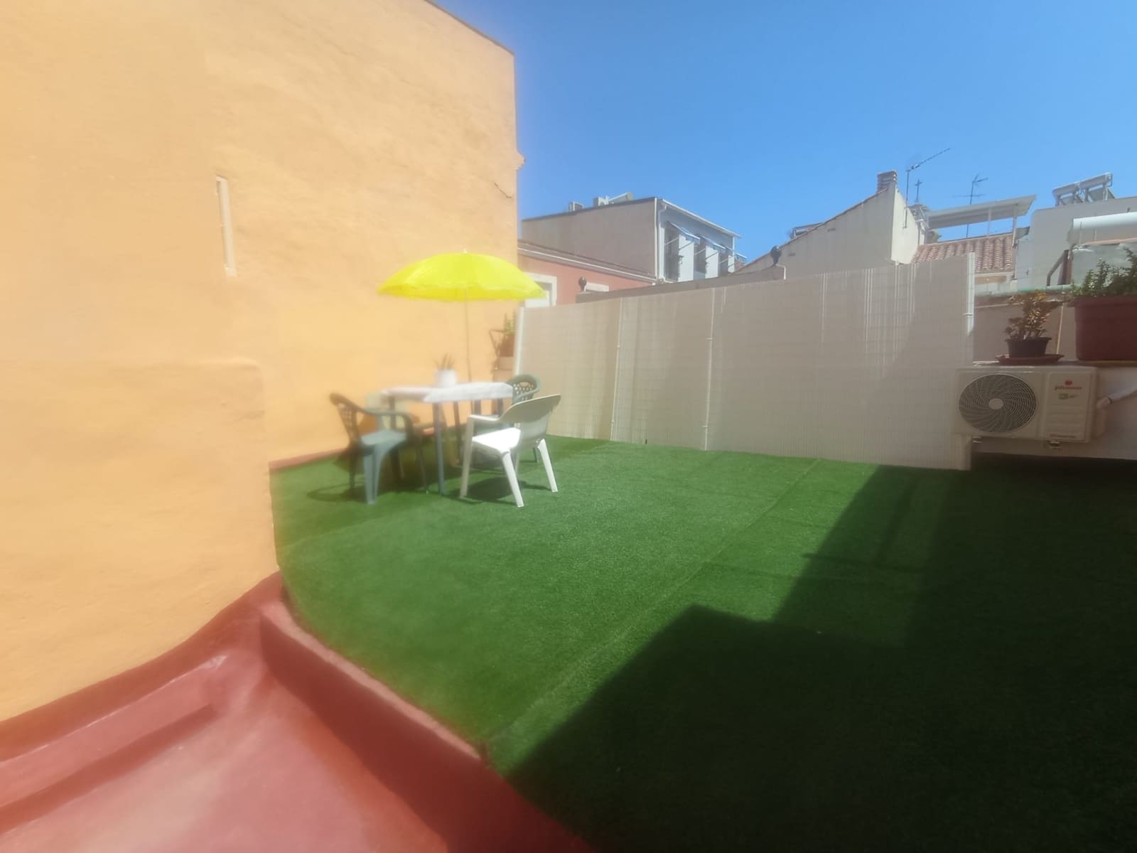 1 sypialnia Bungalow do wynajęcia w Miasto Malaga - 870 € (Ref: 9712150)