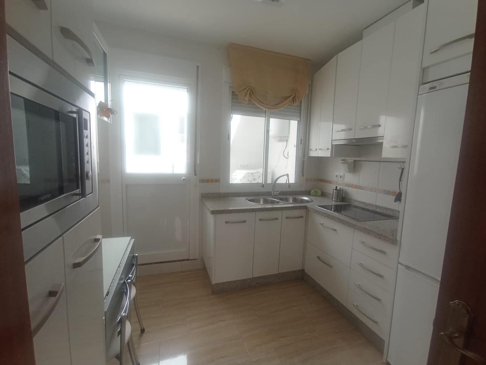 1 sypialnia Bungalow do wynajęcia w Miasto Malaga - 870 € (Ref: 9712150)