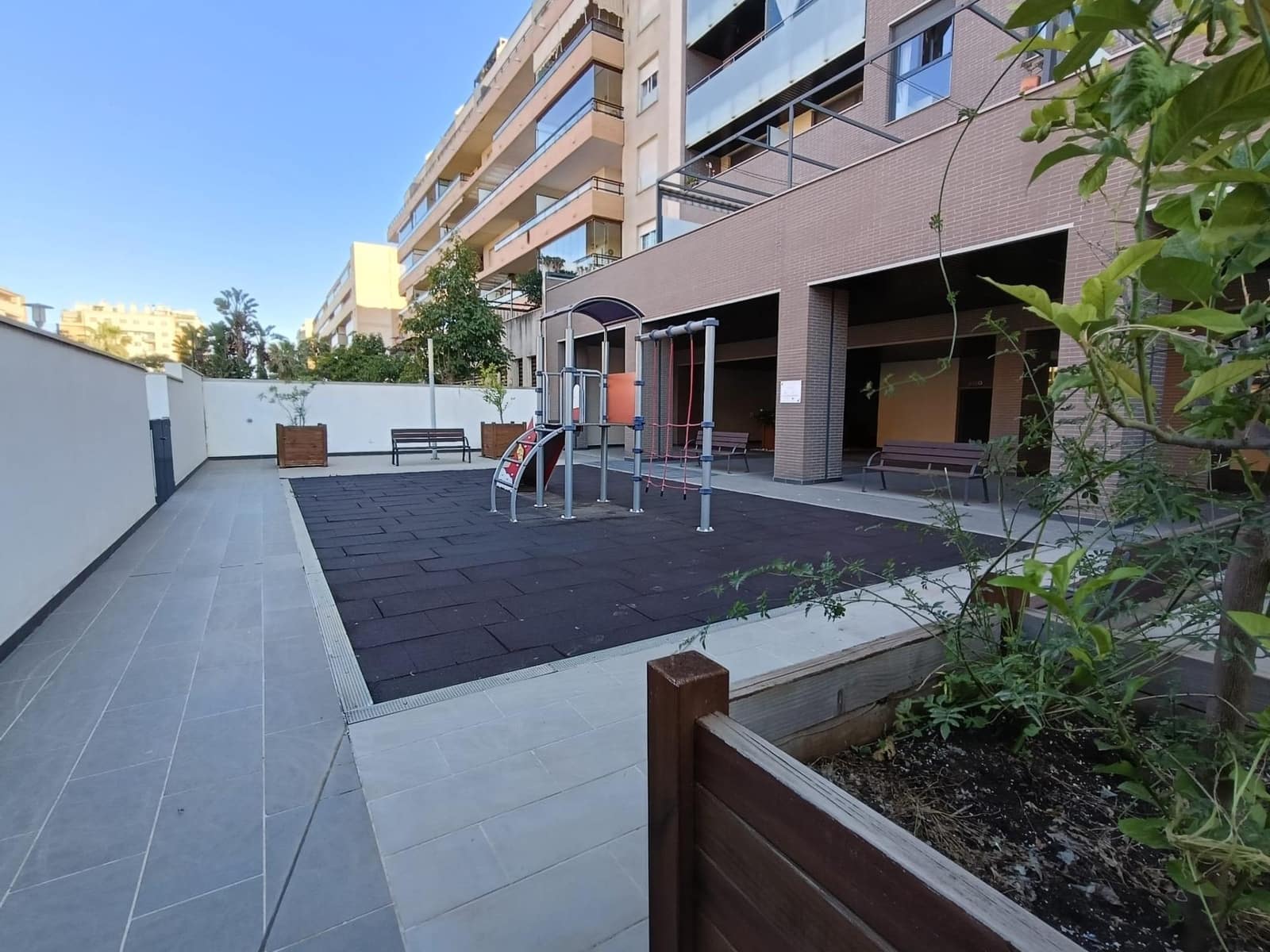 3 sypialnia Mieszkanie na sprzedaż w Miasto Malaga z basenem garażem - 725 000 € (Ref: 9720138)