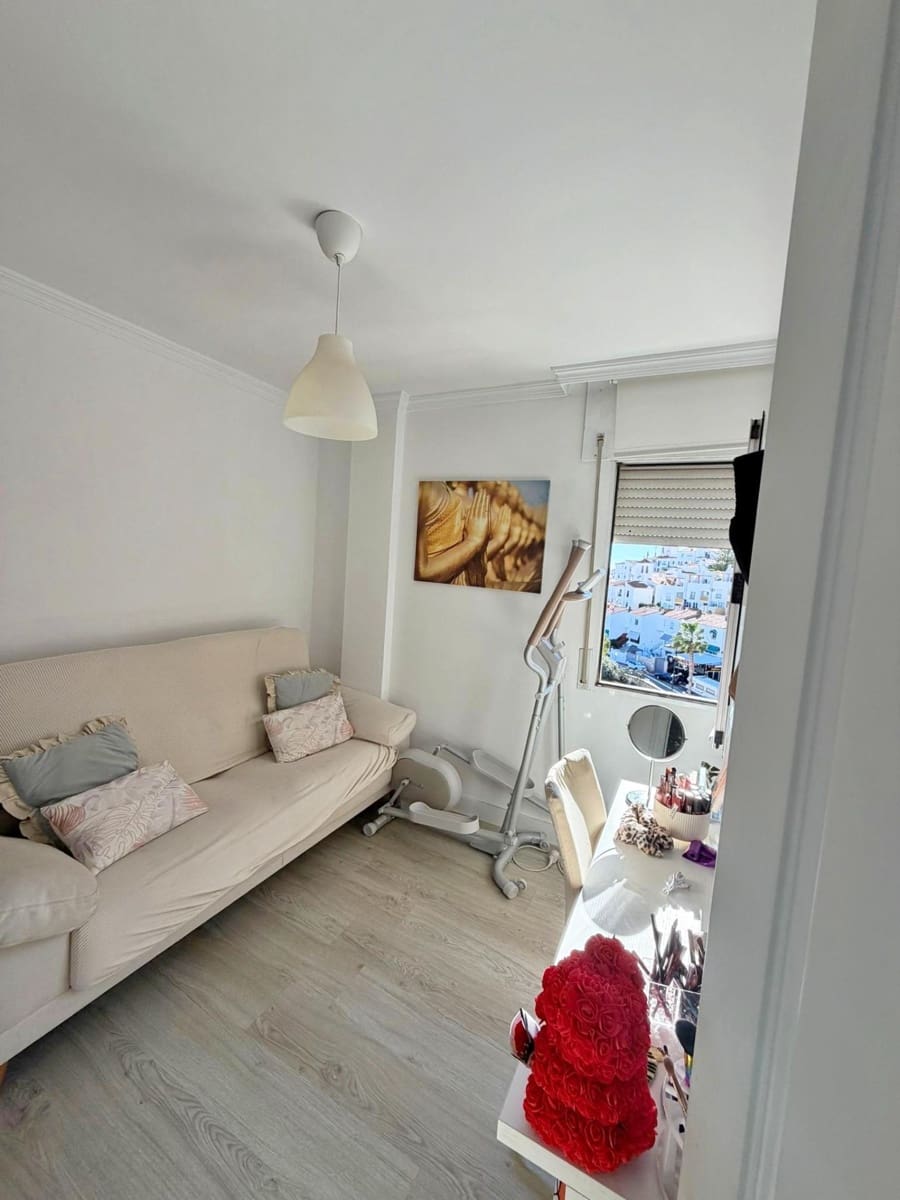 3 bedroom Flat for sale in Rincon de la Victoria with pool - € 364,000 (Ref: 9721854)